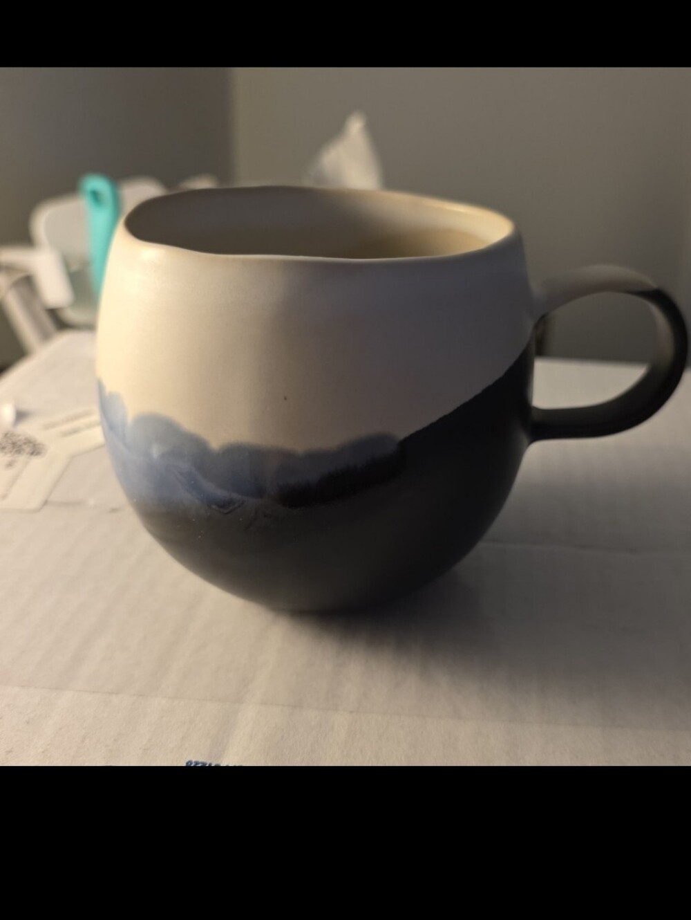 [4] CRATE AND BARREL Ceramic Two-Tone Black and Cream Mug with Blue Accent